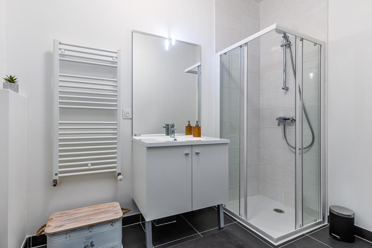 King Size Bed - Free Private Parking - Garden & Terrace - 14Min From Disneyland Ferrières-en-Brie Dış mekan fotoğraf